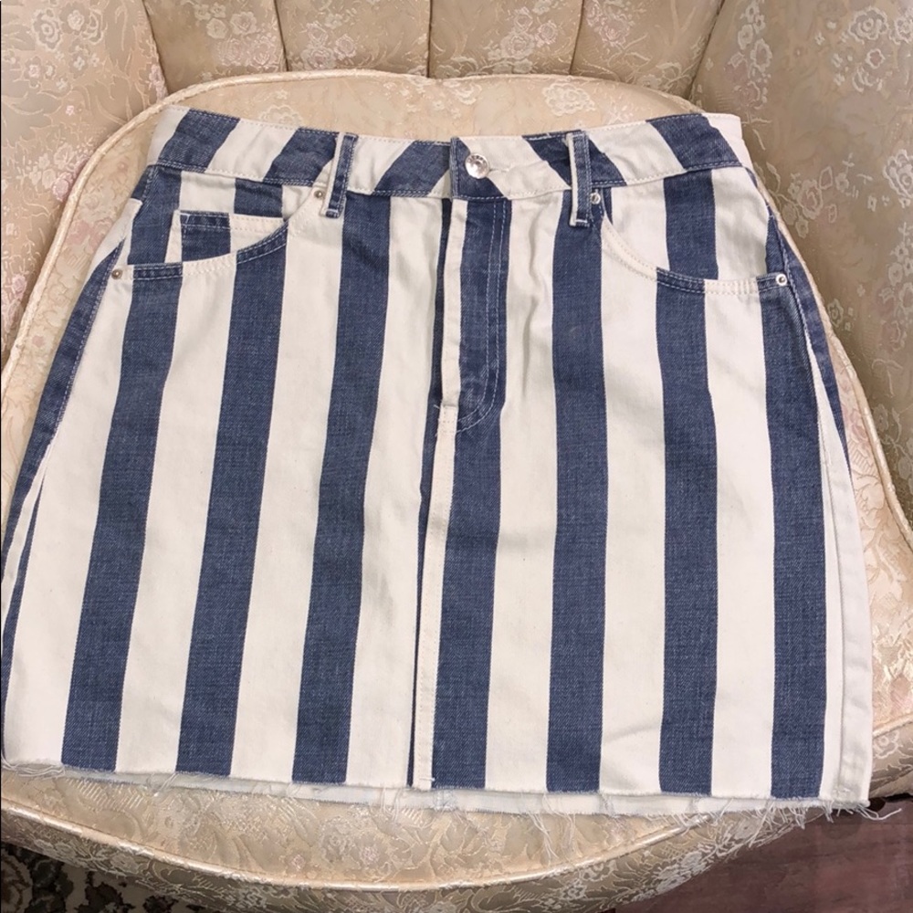 Raw hem denim mini skirt